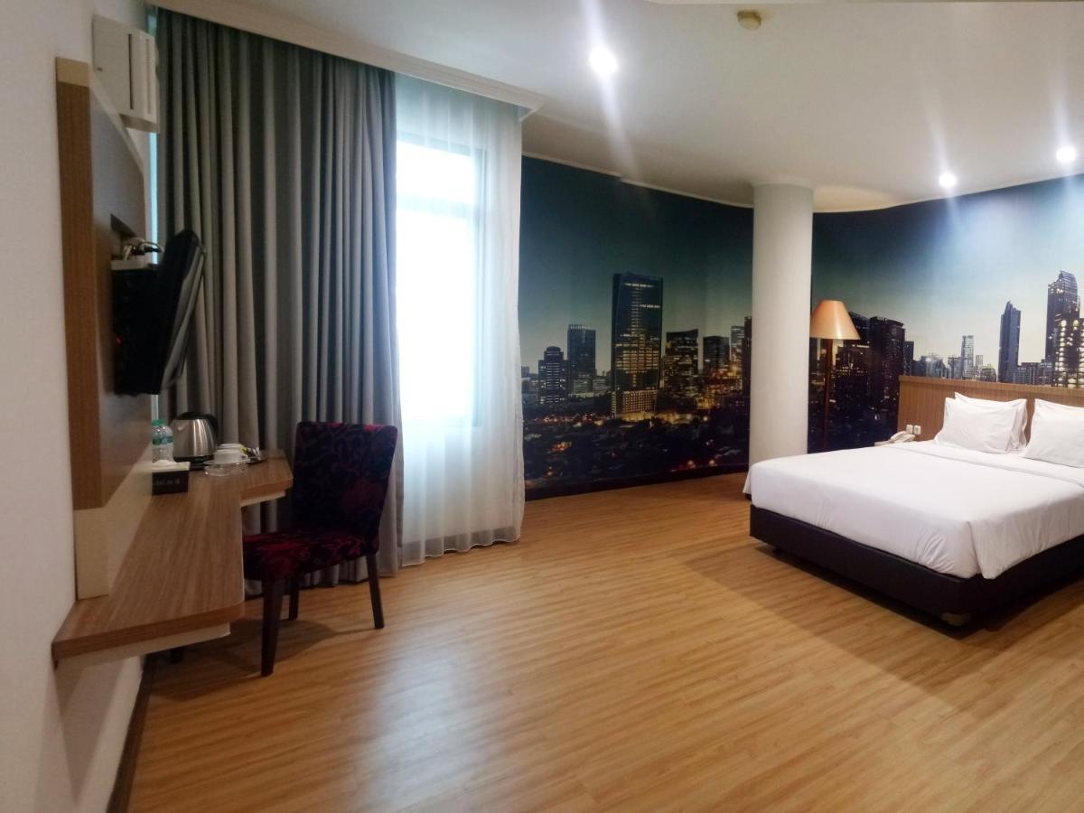 Giia Sanno Hotel Pluit Jacarta Exterior foto