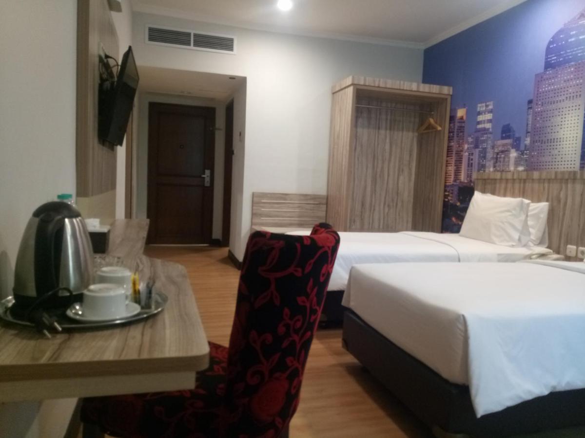 Giia Sanno Hotel Pluit Jacarta Exterior foto