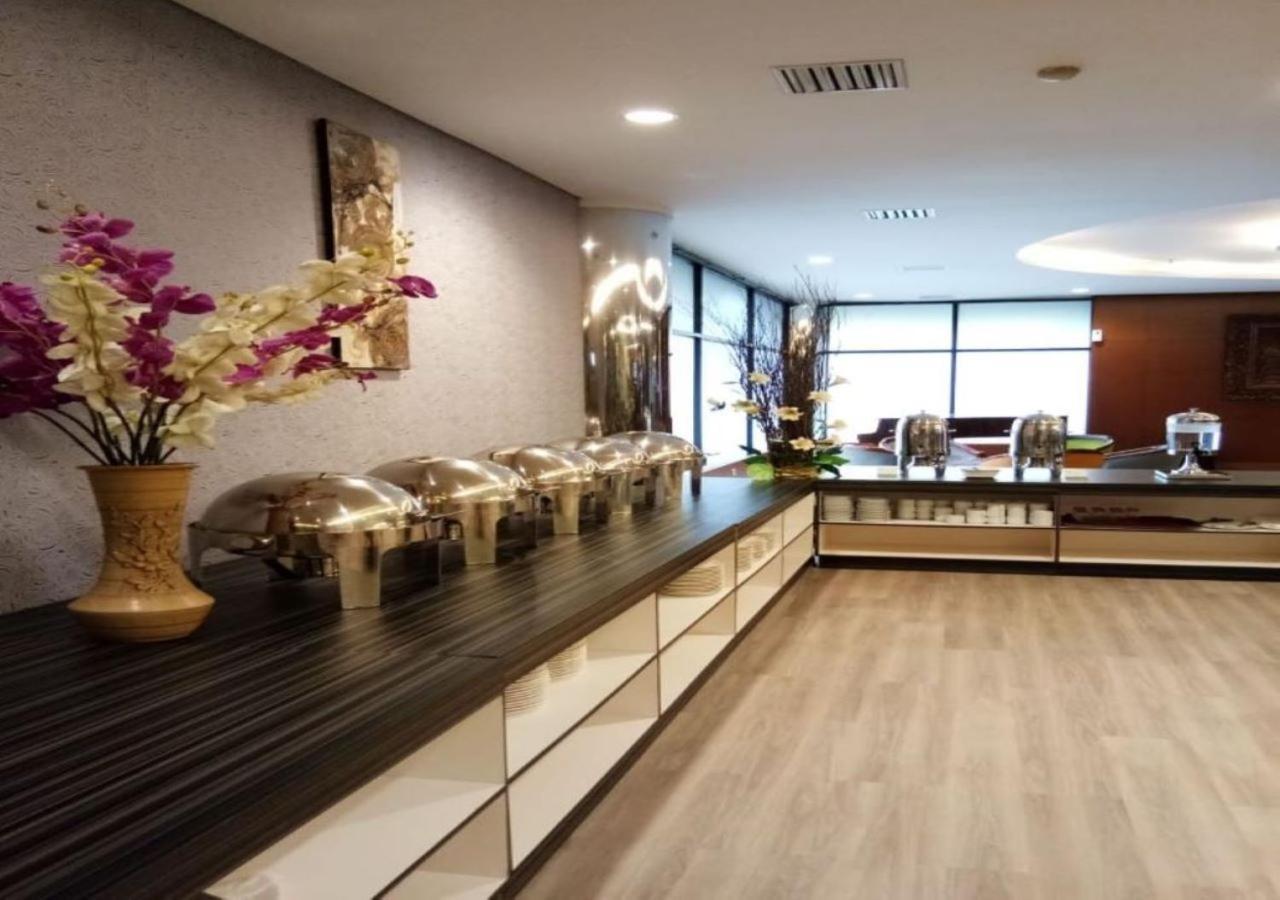 Giia Sanno Hotel Pluit Jacarta Exterior foto